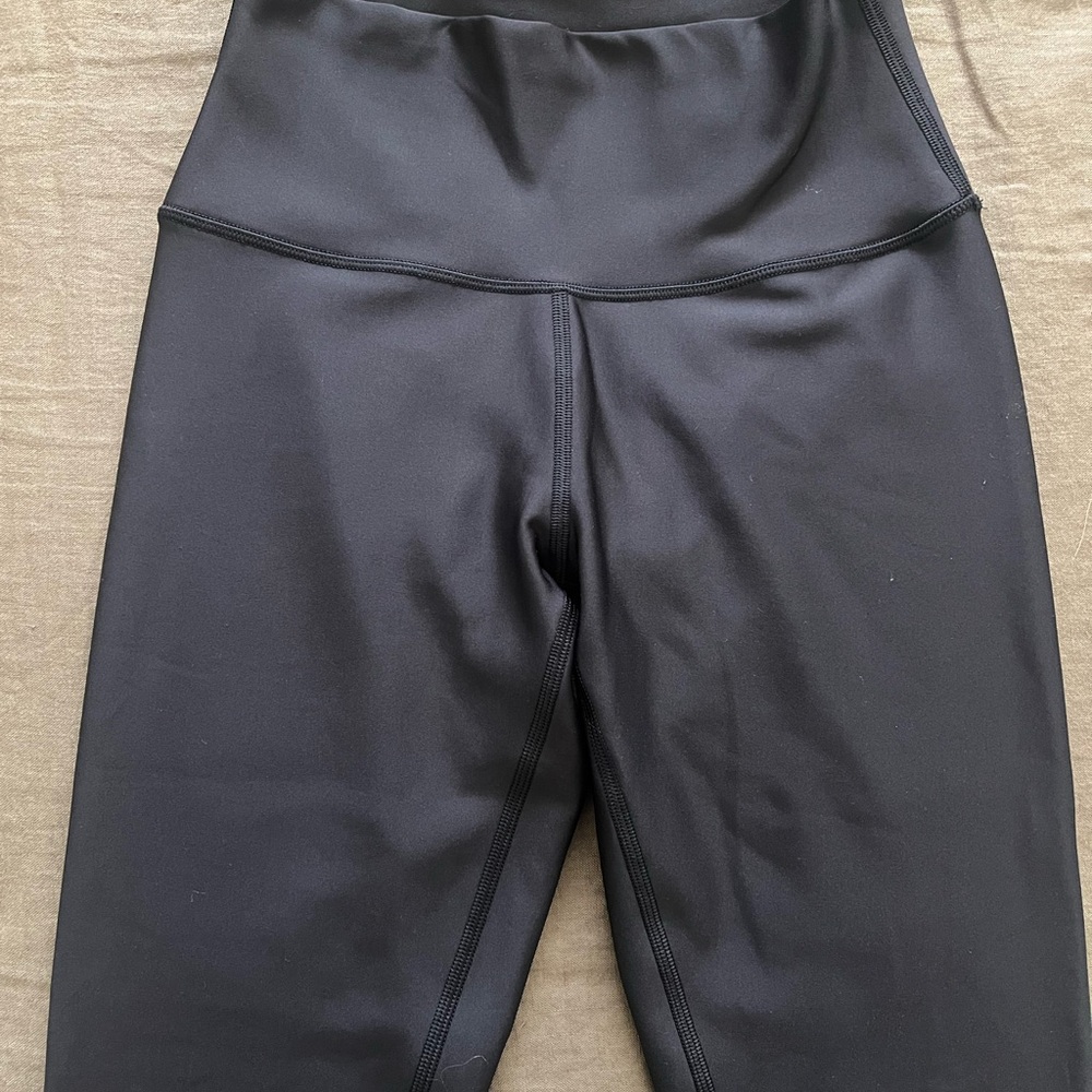 ALO Yoga Charcoal Leggings